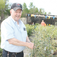 Plant World Offers Expertise, Personal Attention, Variety